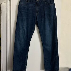 Men’s Bundle of 4 skinny Pants and 1 Hoodie